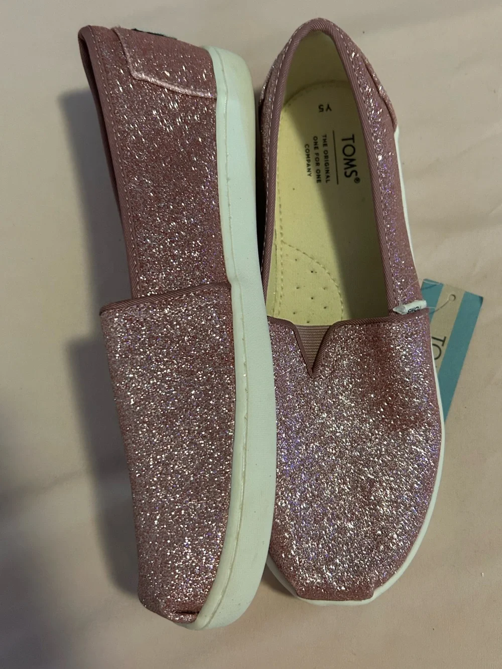 Toms sparkling rose